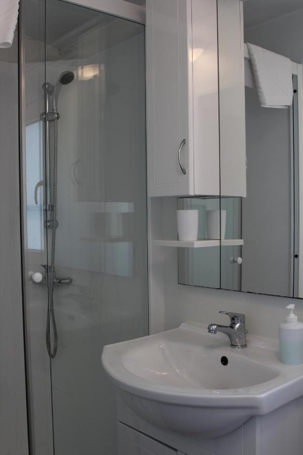 Naturist Mobile Homes Eden In Fkk Ulika Porec Exterior photo